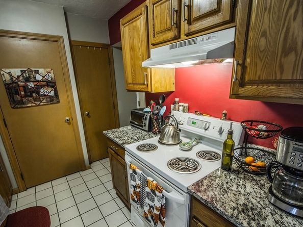 21 Middlesex Ave 102, Worcester MA 01604