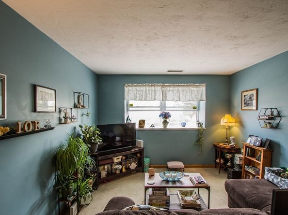 21 Middlesex Ave 102, Worcester MA 01604