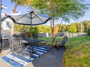 5 Academy Rd, Leominster MA 01453