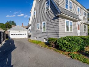 5 Academy Rd, Leominster MA 01453