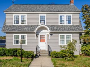 5 Academy Rd, Leominster MA 01453