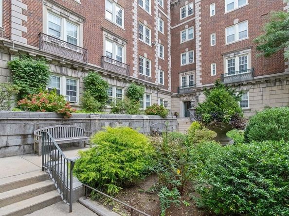3 Arlington St 52, Cambridge MA 02140