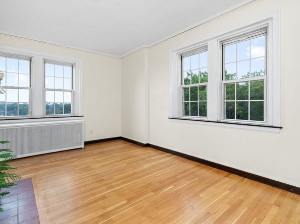 3 Arlington St 52, Cambridge MA 02140