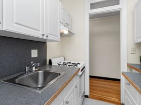 3 Arlington St 52, Cambridge MA 02140