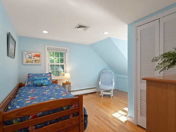 10 Bradley Pl, Sudbury MA 01776
