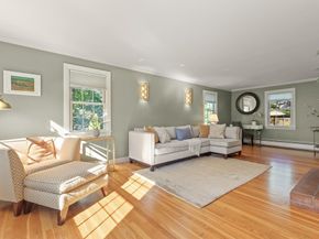 10 Bradley Pl, Sudbury MA 01776