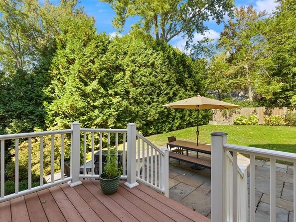 10 Bradley Pl, Sudbury MA 01776