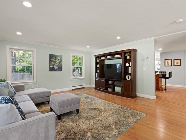 10 Bradley Pl, Sudbury MA 01776