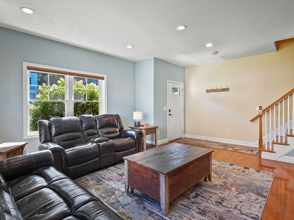 70 Oak Street 70, Clinton MA 01510