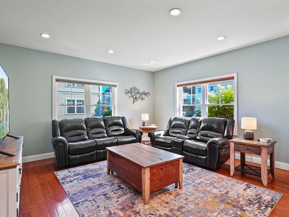 70 Oak Street 70, Clinton MA 01510