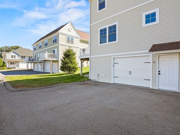 70 Oak Street 70, Clinton MA 01510