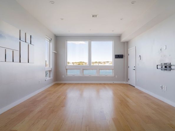 243 Condor Street 4, Boston MA 02128