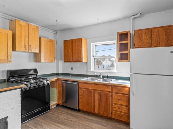 129 Main 129, Acton MA 01720