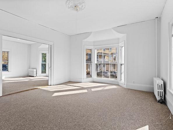 129 Main 129, Acton MA 01720
