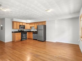 335-337 Meridian St 4, Boston MA 02128