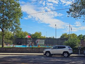137 Englewood Ave 32, Boston MA 02135