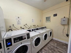 137 Englewood Ave 32, Boston MA 02135