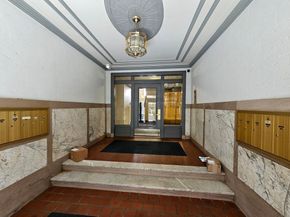 137 Englewood Ave 32, Boston MA 02135