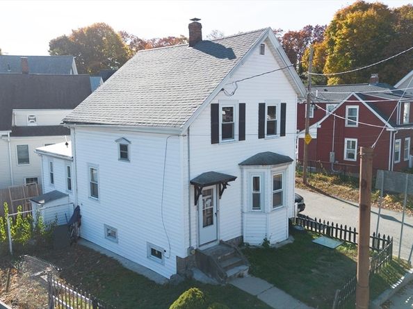 108 High St, Dedham MA 02026