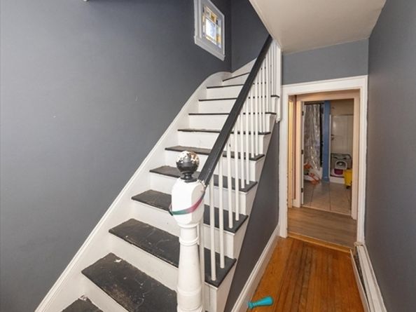 108 High St, Dedham MA 02026