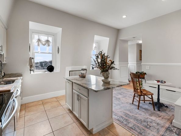 14 Everett St 6, Boston MA 02122