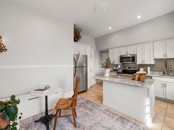 14 Everett St 6, Boston MA 02122
