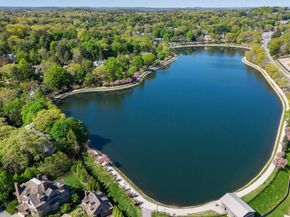 469 Walnut St, Brookline MA 02445