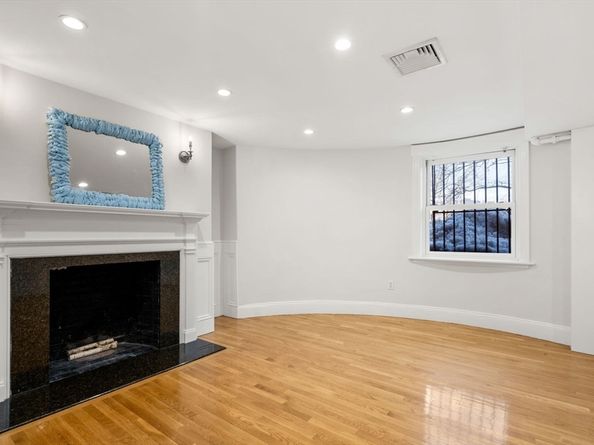 244 Beacon Street 1B, Boston MA 02116