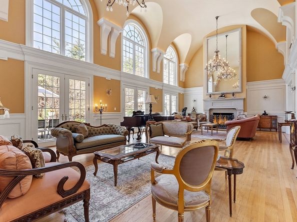 215 Monument Farm Rd, Concord MA 01742