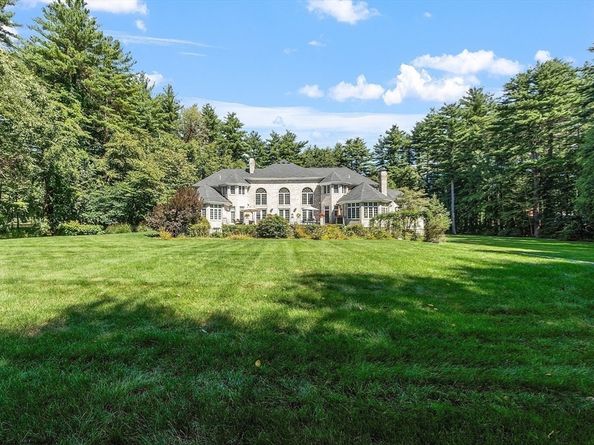 215 Monument Farm Rd, Concord MA 01742