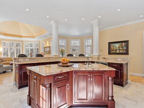 215 Monument Farm Rd, Concord MA 01742