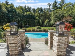 215 Monument Farm Rd, Concord MA 01742