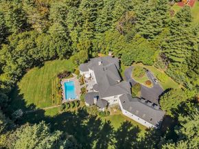 215 Monument Farm Rd, Concord MA 01742