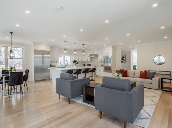 383 Marrett, Lexington MA 02421