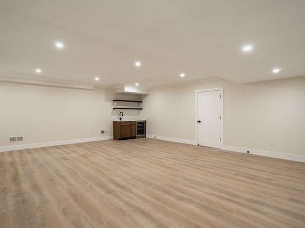 383 Marrett, Lexington MA 02421