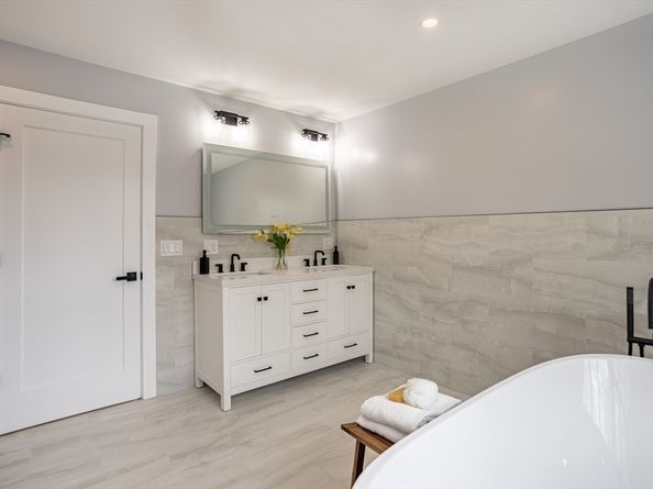 383 Marrett, Lexington MA 02421