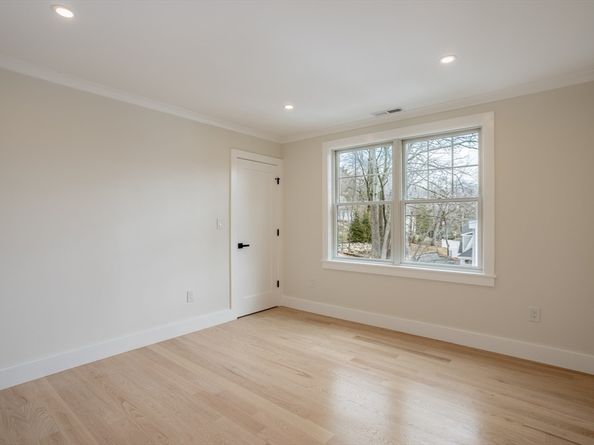 383 Marrett, Lexington MA 02421