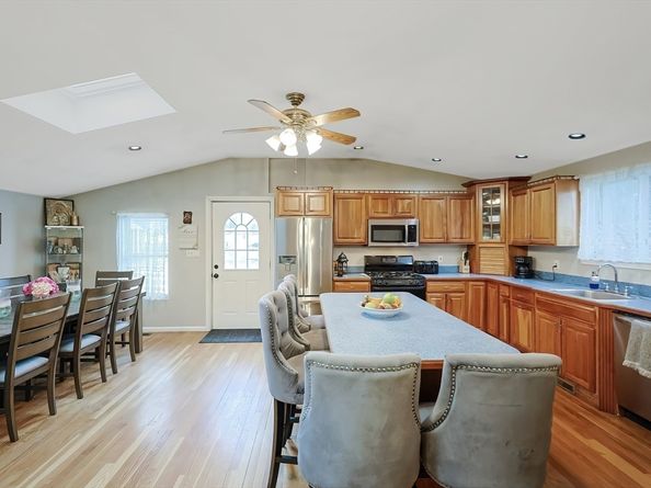 56 Station Street, Stoughton MA 02072