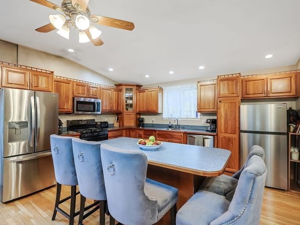 56 Station Street, Stoughton MA 02072