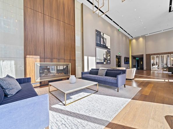133 Seaport 1023, Boston MA 02210