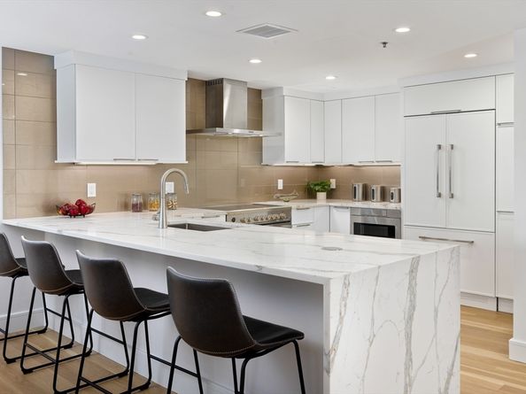 75-83 Cambridge Pkwy 303, Cambridge MA 02142