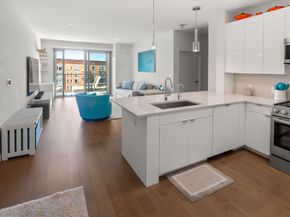 45 Lewis PH15, Boston MA 02128