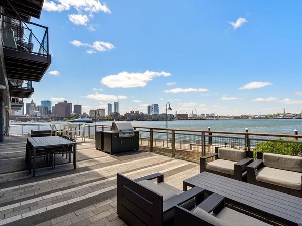 45 Lewis PH15, Boston MA 02128
