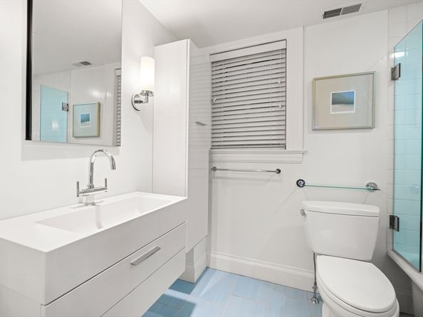1 West Hill Place, Boston MA 02114