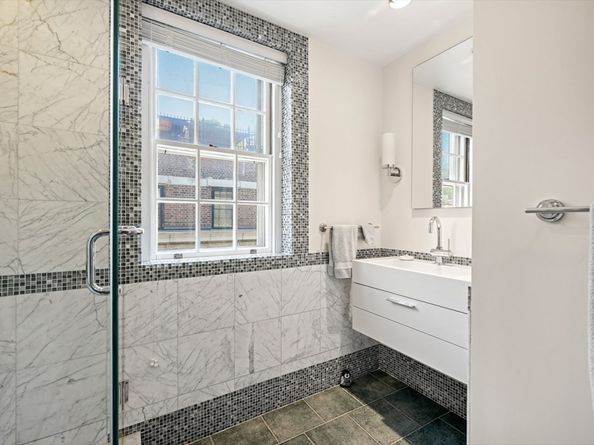 1 West Hill Place, Boston MA 02114