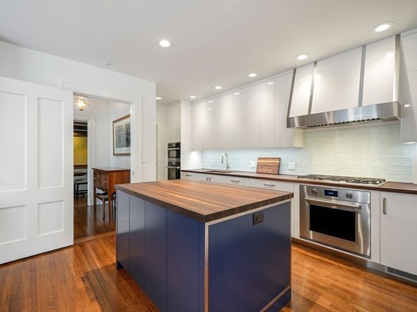 1 West Hill Place, Boston MA 02114
