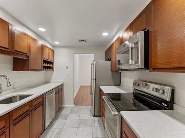 130 Mount Auburn 108, Cambridge MA 02138