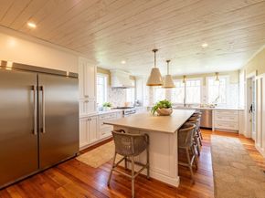 35 Mayflower Rd, Marshfield MA 02050