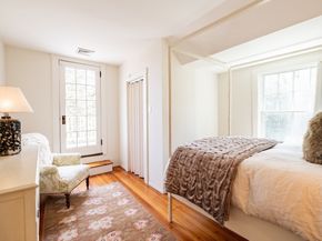 35 Mayflower Rd, Marshfield MA 02050