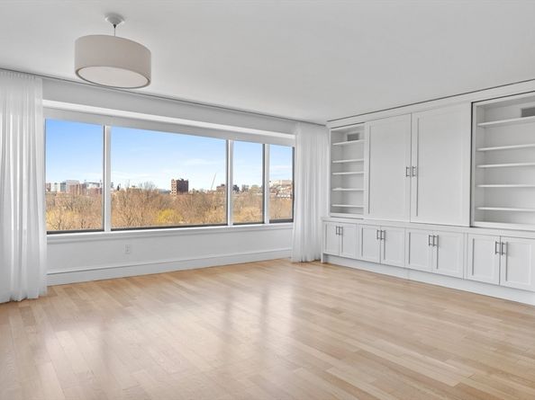 165 Tremont St 902, Boston MA 02111